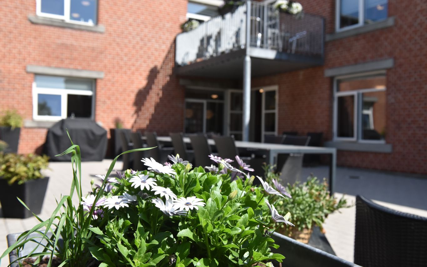 Udeområde på Vorup Plejehjem